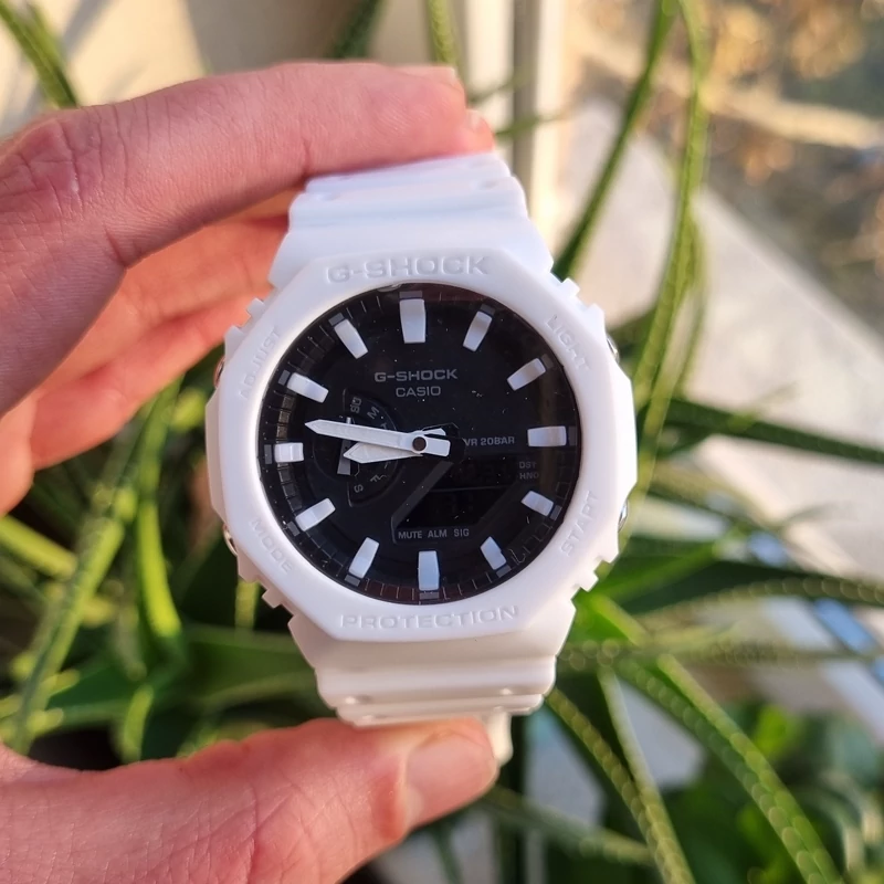 ساعت مچی کاسیو جی شاک مدل GA-2100-6AER (جیشاک GShock) های کپی تمام فول تنظیم اتوماتیک با پایتخت کشورها ،اتولایت اتوماتیک