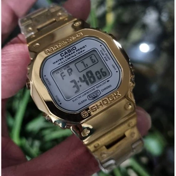 ساعت مچی کاسیو جی شاک مدلCasio G-Shock DW5600رنگ گلد(طلایی)