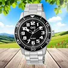 ساعت مچی مردانه کیو اند کیو مدل Q60B-001PY با بند استیل